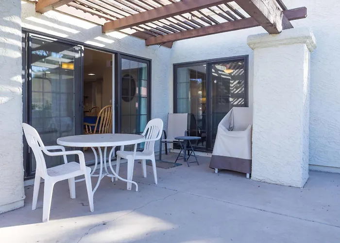 Ferienhaus Cozy House Pool Tennis & Pickleball Courts